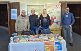 Peter Müller, Mathias Schumann, Andrea Peuler-Kampe und Andreas Reiser (v.l.n.r.) an unserem Stand auf dem Iserlohner Gesundheitstag 2023.