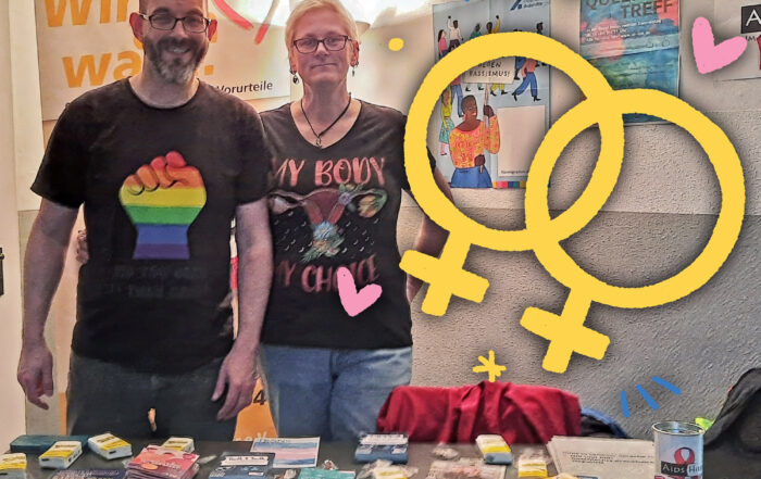 Andreas Reiser und Andrea Peuler Kampe (v.l.n.r.): "Lesbische Sichtbarkeit ist auch integraler Bestandteil der Arbeit der Aidshilfe MK!"